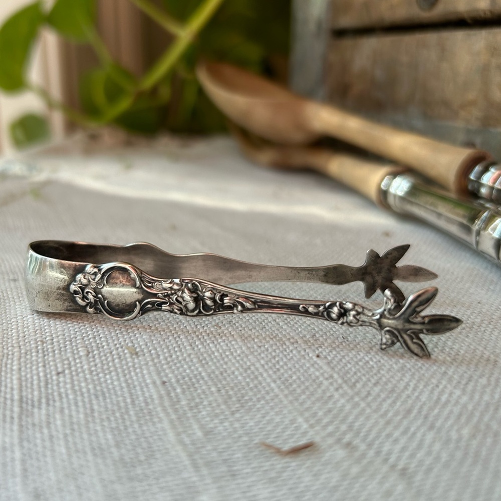 Antique Sterling Handle Serving Set - Picture 4 of 10